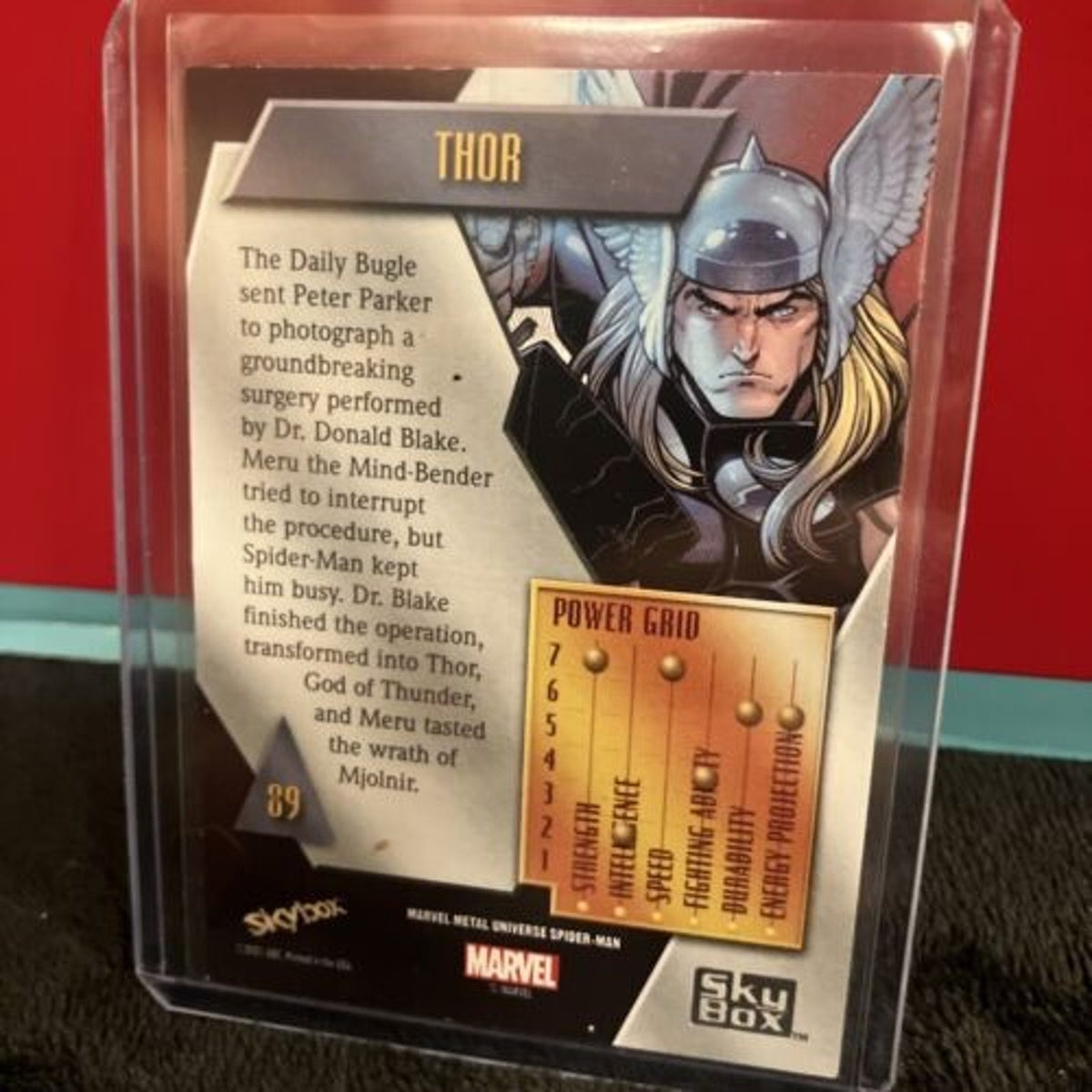 SkyBox Metal Universe Spider-Man Base 2022 #89 Thor Pack Fresh Straight Sleeved