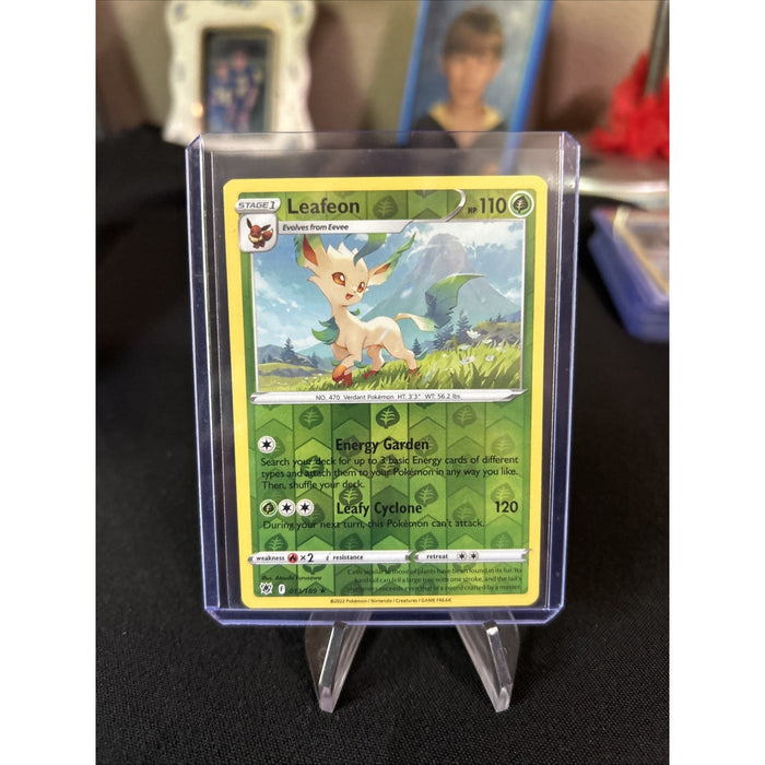 Leafeon 013/189 Astral Radiance Reverse Holo Pokémon - Pack Fresh New - Sleeved