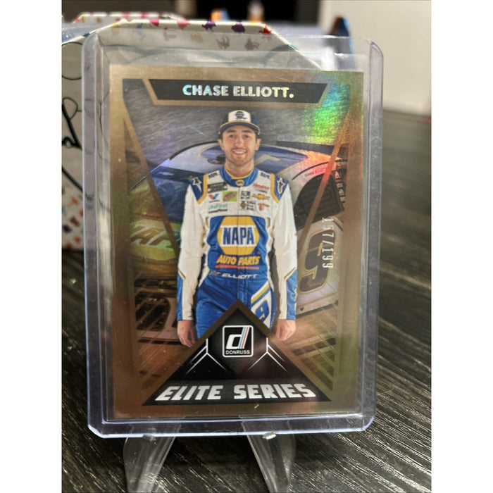 Chase Elliott 2021 Donruss Racing NASCAR Elite Series GOLD /199 - Pack Fresh New