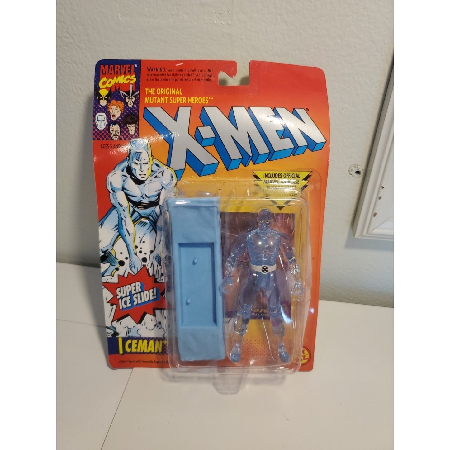 Vintage 1993 Toy Biz Marvel X-Men ICEMAN with Ice Slide 5" Action Figure