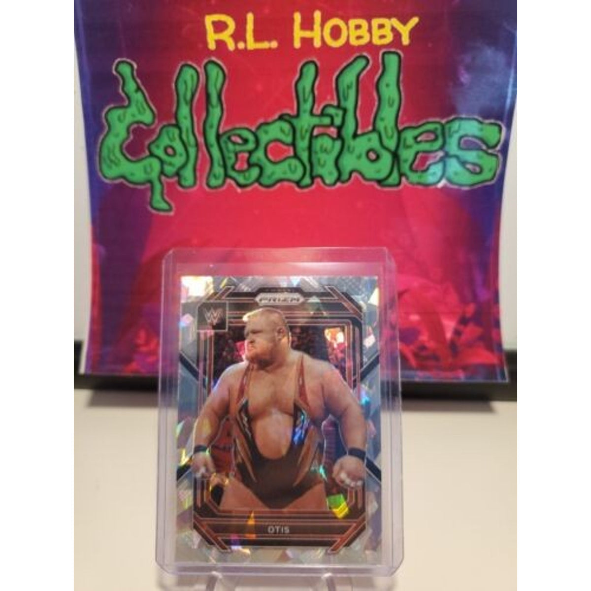 2023 WWE Prizm Cracked Ice Otis