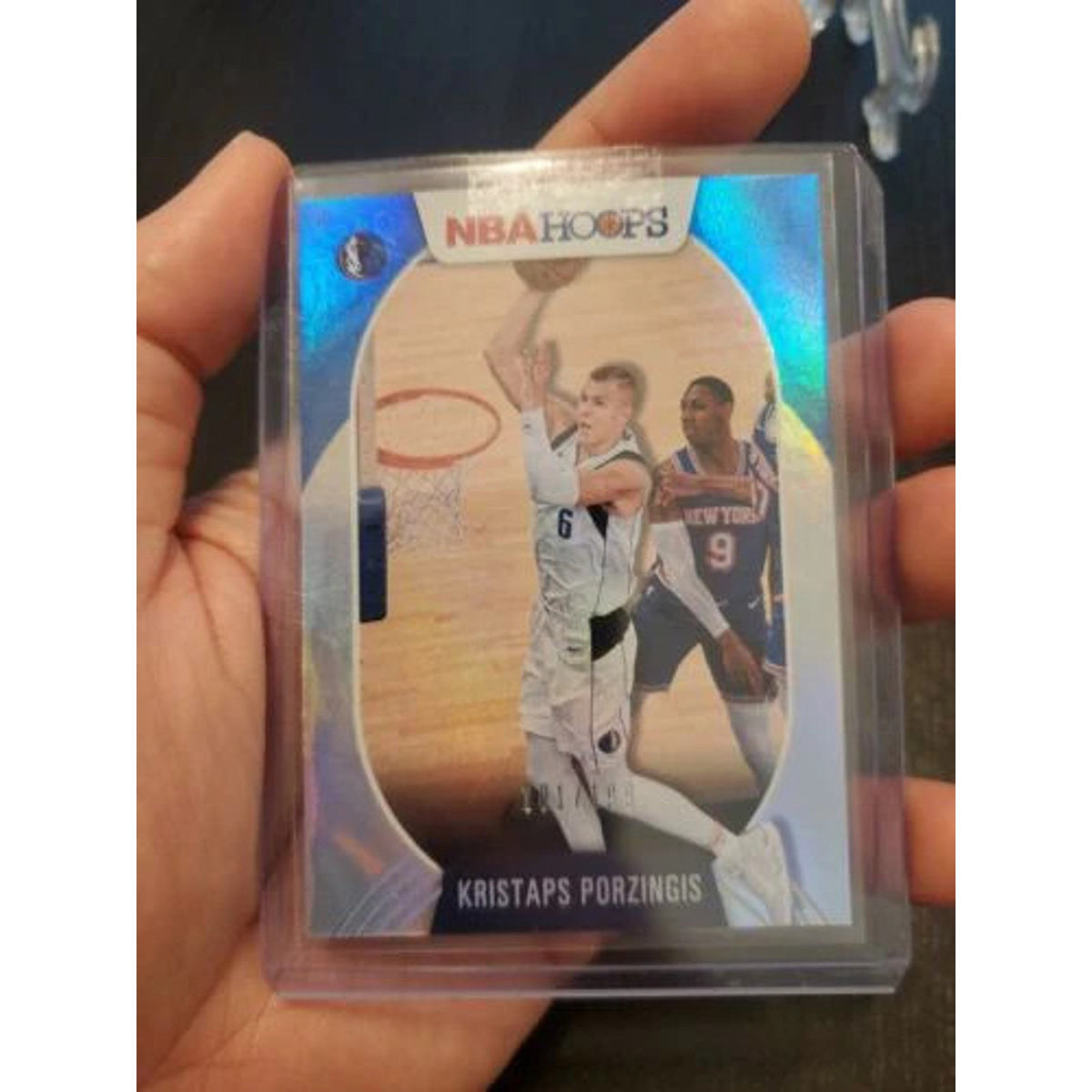 NBA Hoops Kristaps Porzingis SILVER PRIZM 181/199 #136 Mavericks 2020-21 Panini