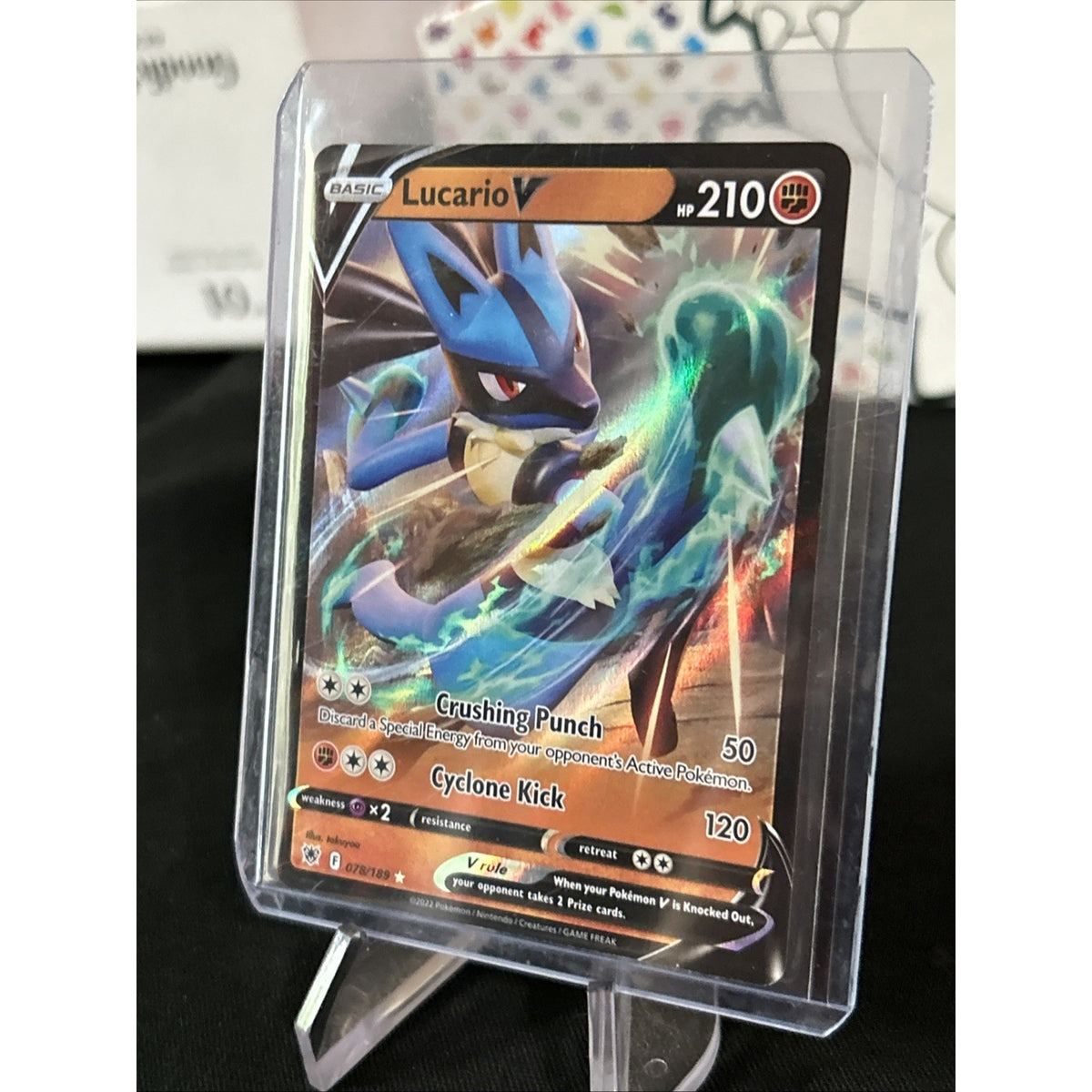 Lucario V 078/189 Swsh10: Astral Radiance Holo - Top Loaded - Pack Fresh New