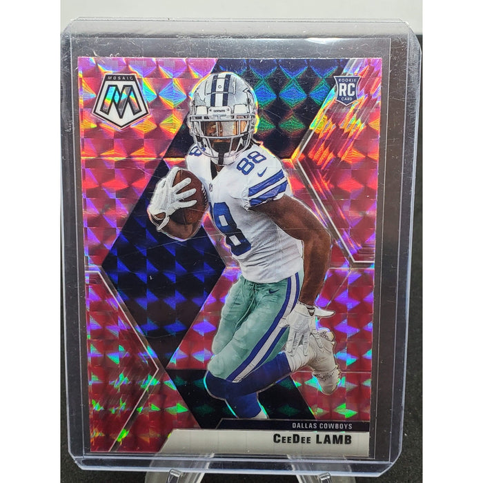 2020 Panini Mosaic - Rookies CeeDee Lamb #207 Camo Pink Mosaic Prizm (RC)