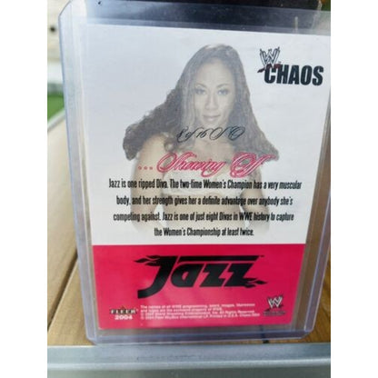 2004 Wwe Fleer Chaos Showing Off Jazz Insert Card. #8 SP Exc Cond Gradable