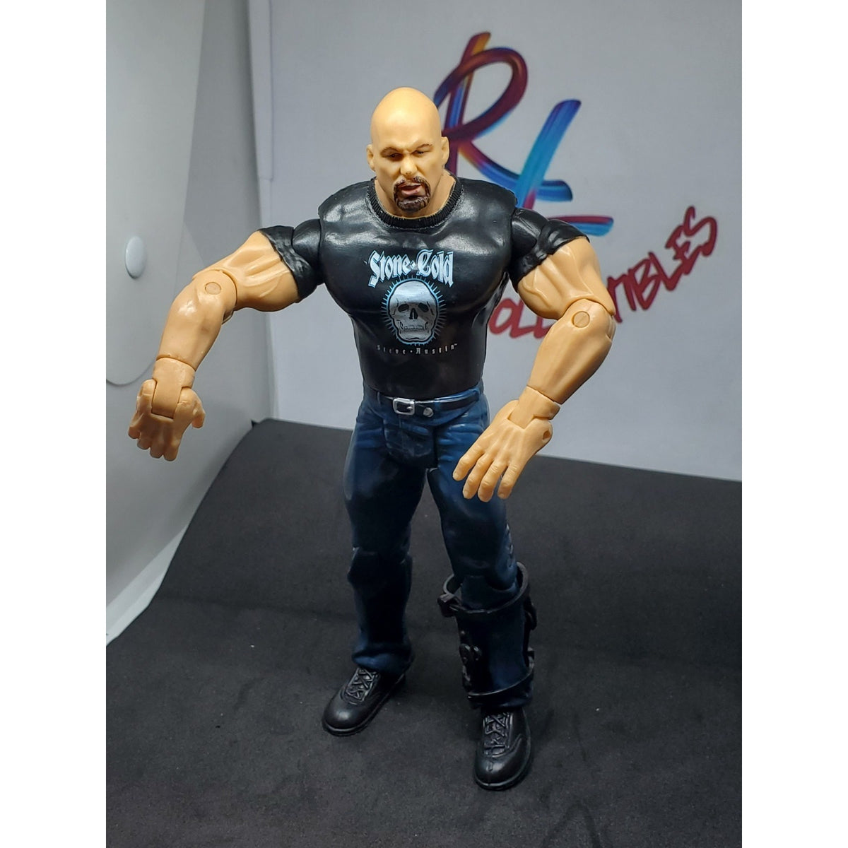 Stone Cold Steve Austin 2003 Jakks Pacific WWE Action Figure