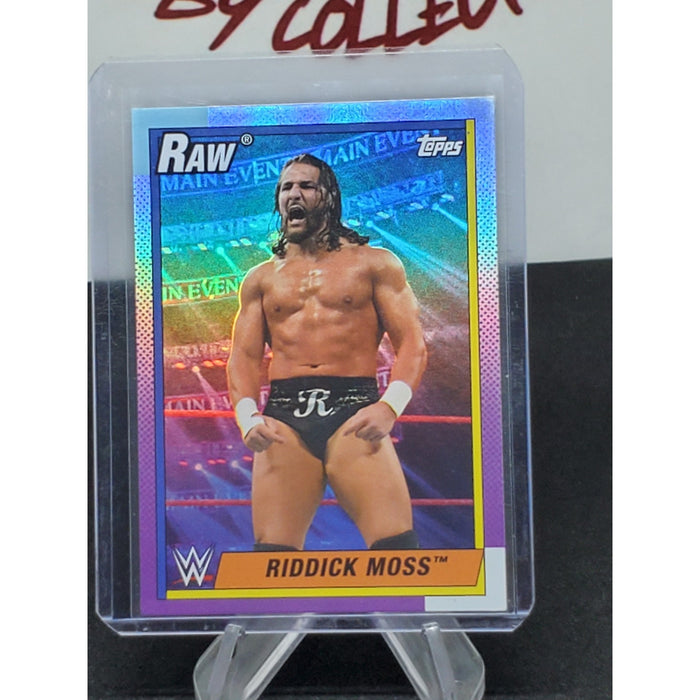 2021 Topps Heritage WWE Rainbow Foil #36 Riddick Moss