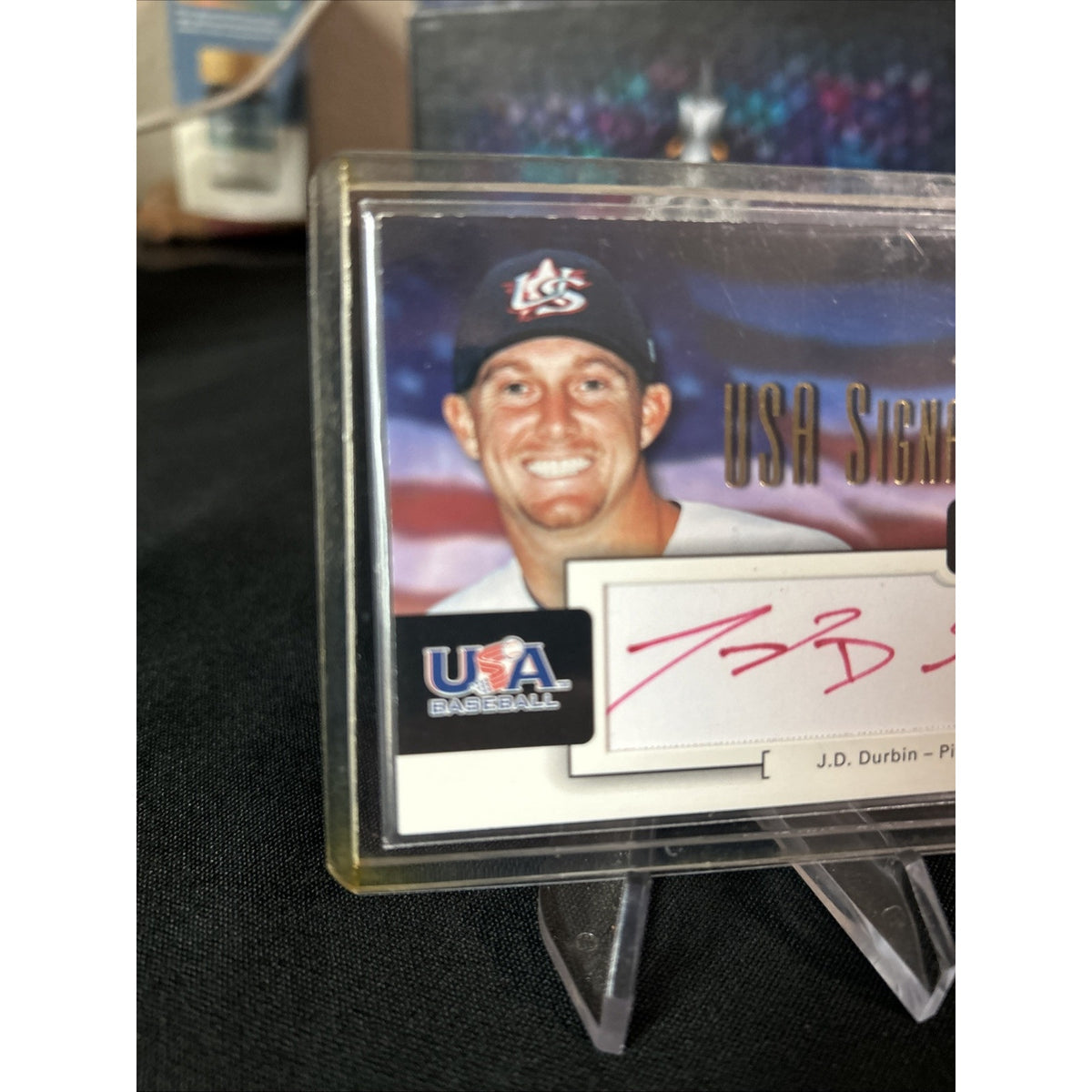 2004 SP Authentic USA Signatures Red Ink /50 JD Durbin #USA-5 Auto