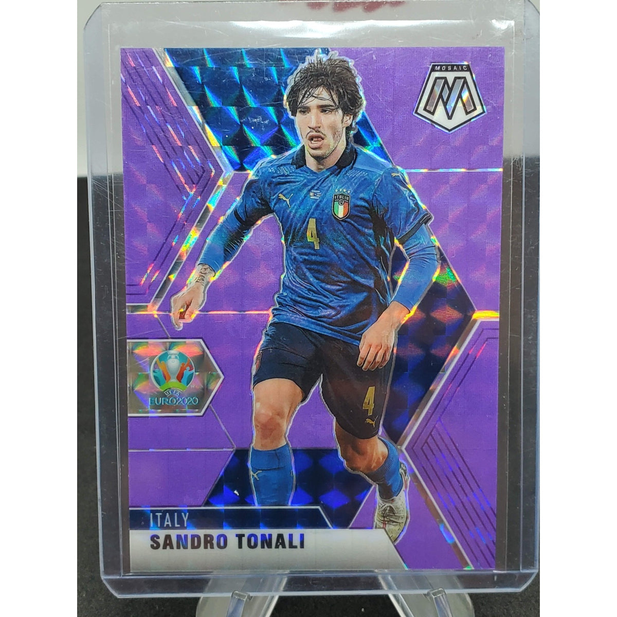 2021 Panini Mosaic UEFA Euro 2020 Sandro Tonali Italy Purple Flourescent /70 133
