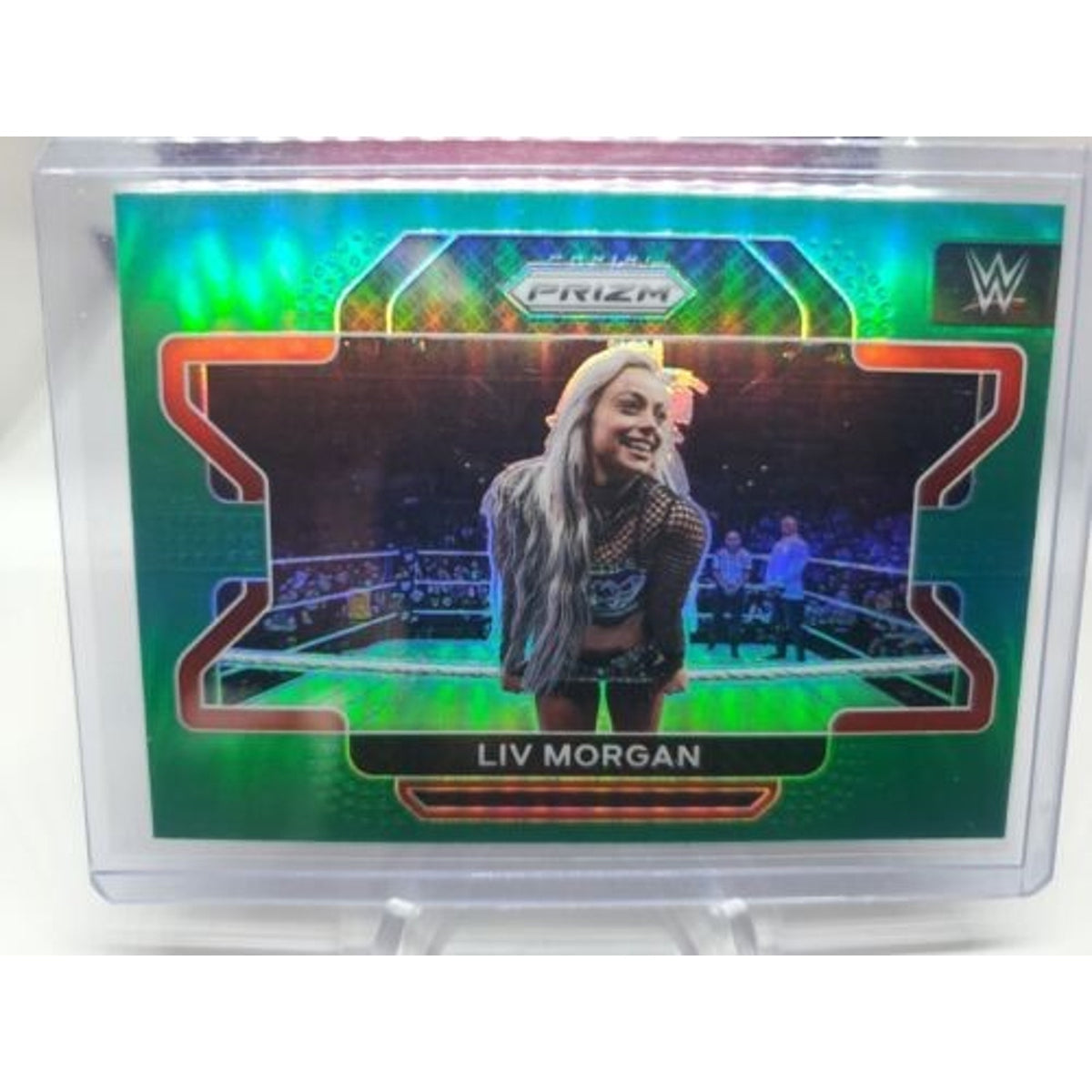 2022 PRIZM WWE LIV MORGAN 1ST PRIZM CARD #46 GREEN PARALLEL Fresh Pull