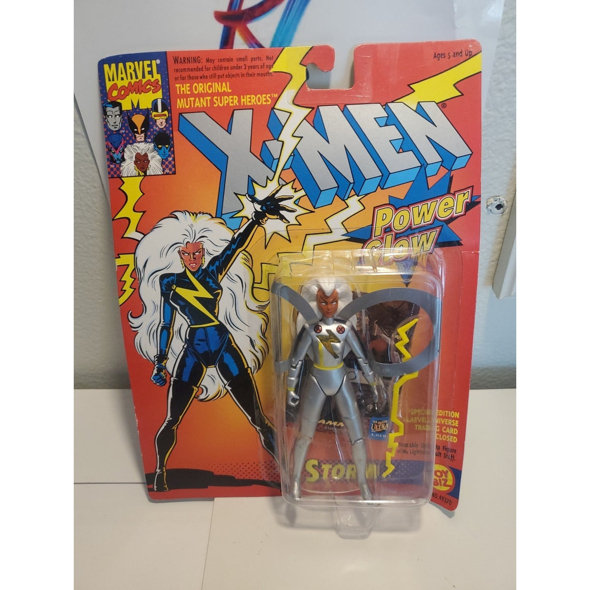 ToyBiz Marvel X-Men Storm Power Glow 1993 Gray 5" Vintage Action Figure New
