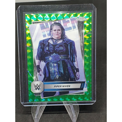 2025 Topps Chrome WWE - Piper Niven #152 Neon Green Geometric Refractor /75