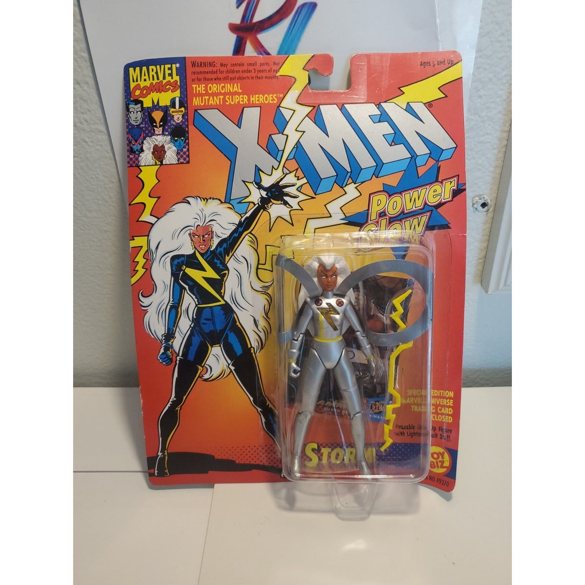 ToyBiz Marvel X-Men Storm Power Glow 1993 Gray 5" Vintage Action Figure New