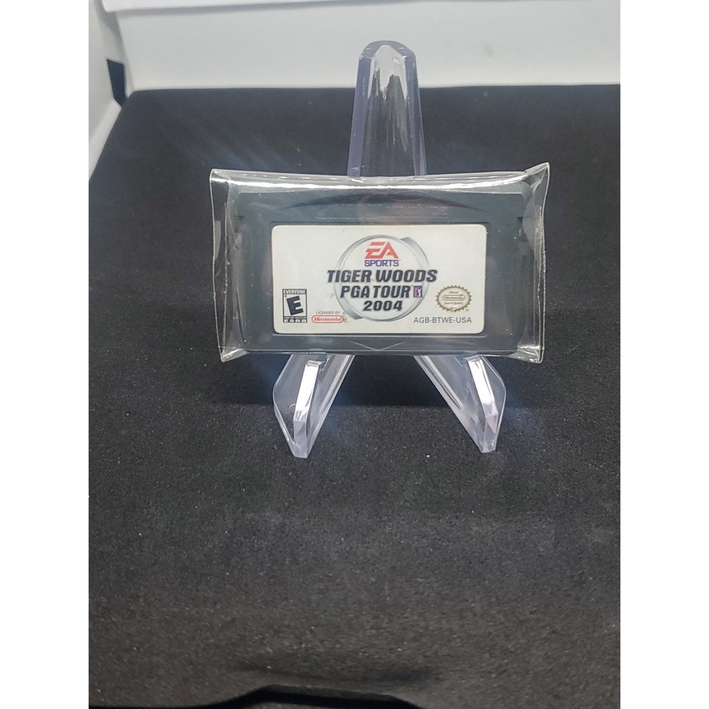 Tiger Woods PGA Tour 2004 - Authentic Nintendo Game Boy Advance GBA