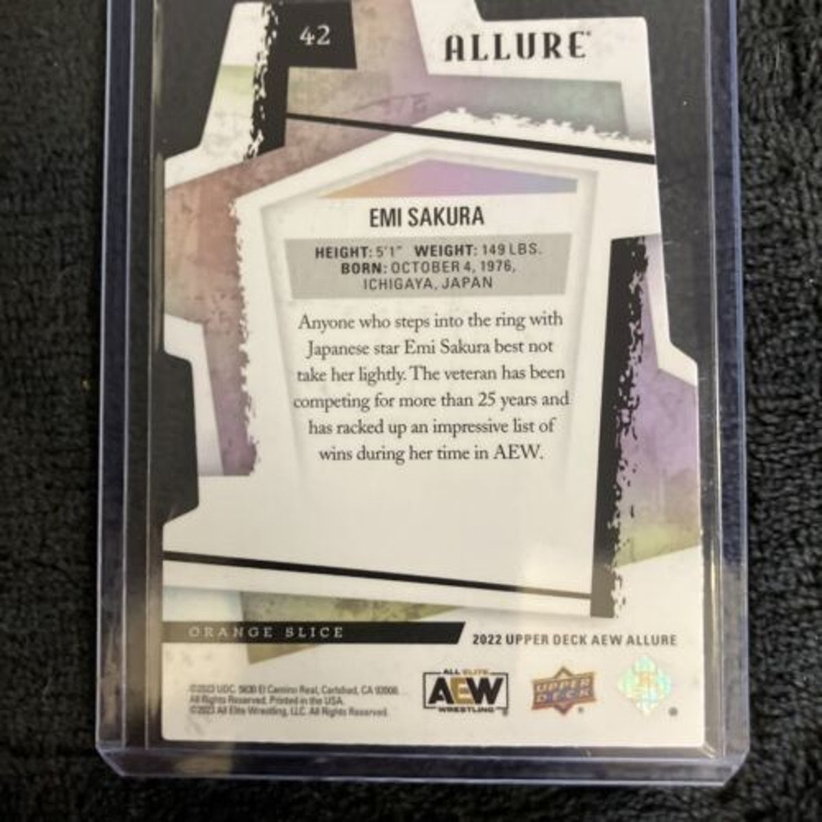 2022 Upper Deck Allure AEW #42 Emi Sakura Orange Slice Diecut Pack Fresh New