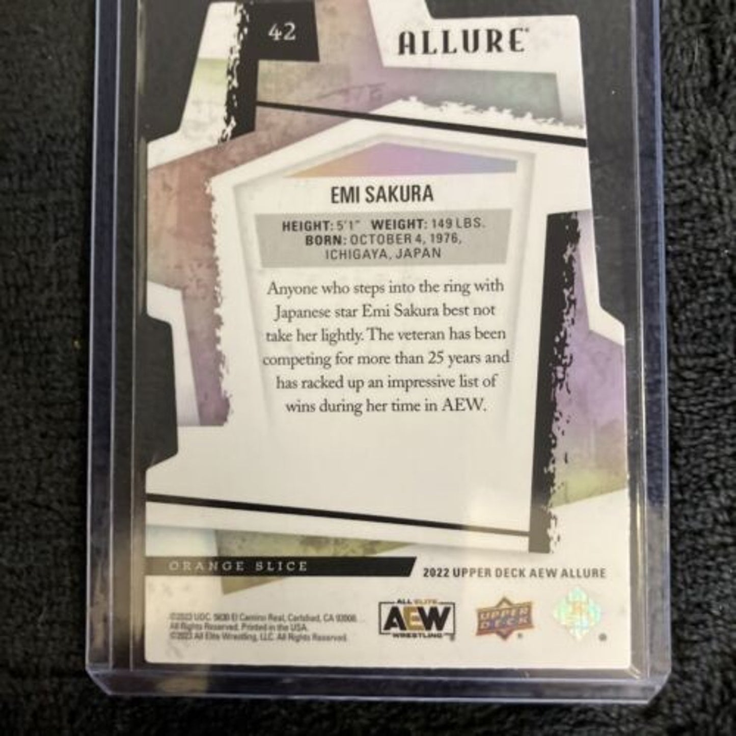 2022 Upper Deck Allure AEW #42 Emi Sakura Orange Slice Diecut Pack Fresh New