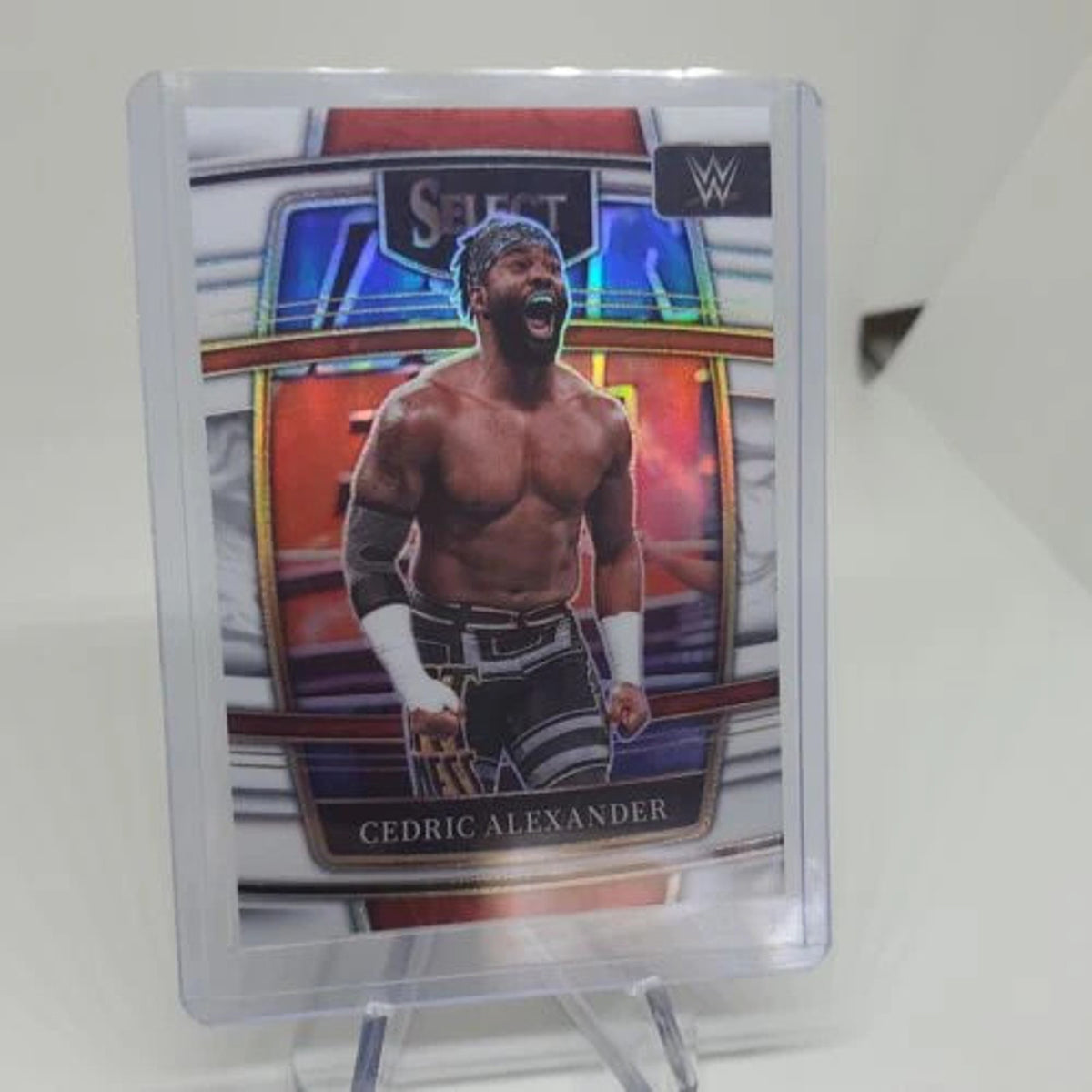 WHITE PRIZM /99 2022 Panini WWE Select Concourse #25 Cedric Alexander