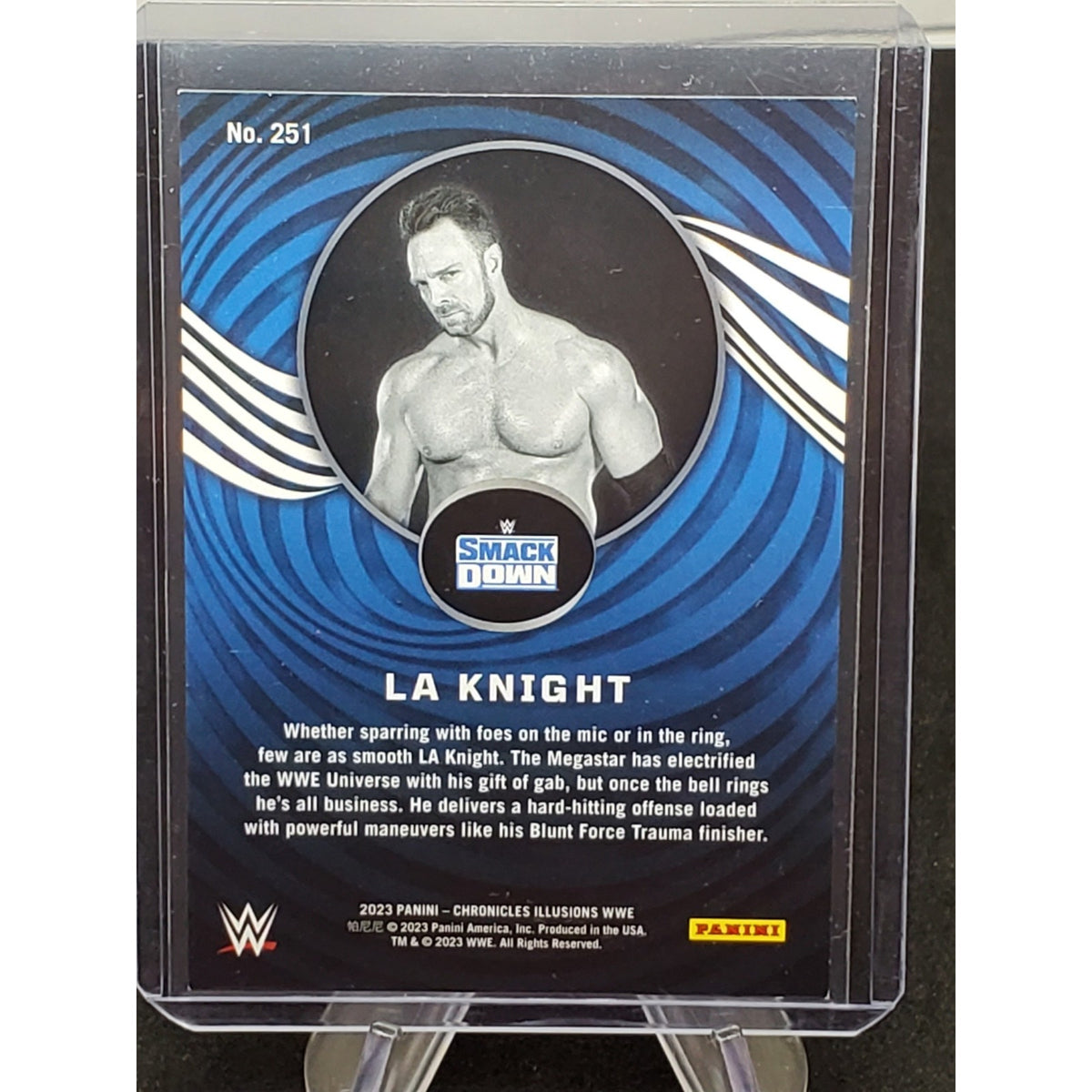 2023 CHRONICLES WWE ILLUSIONS LA KNIGHT 180/199 RED FOIL SP