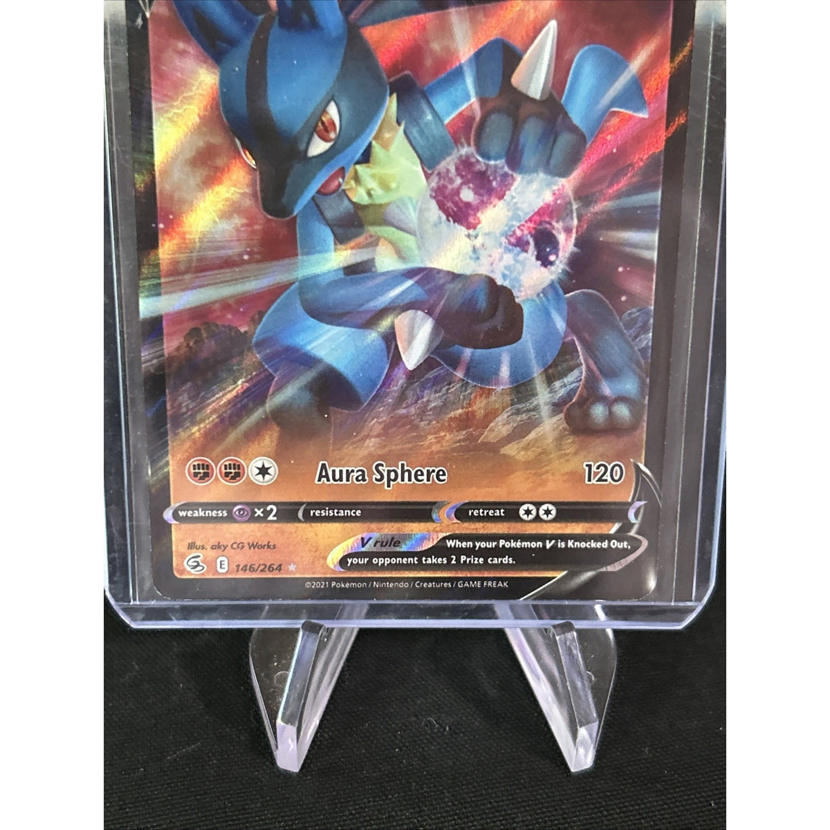 Lucario V 146/264 Swsh08: Fusion Strike Holo L001 - Top Loaded - Pack Fresh New