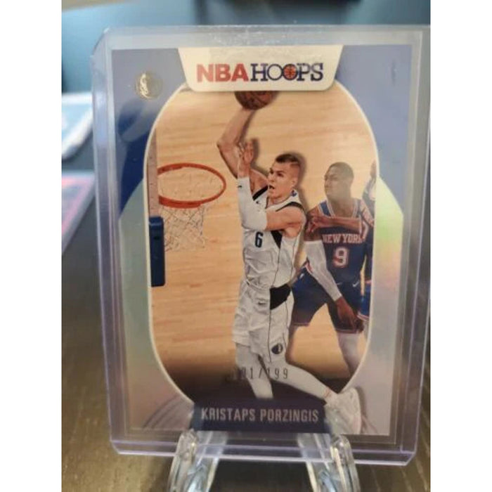 NBA Hoops Kristaps Porzingis SILVER PRIZM 181/199 #136 Mavericks 2020-21 Panini