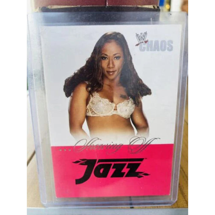 2004 Wwe Fleer Chaos Showing Off Jazz Insert Card. #8 SP Exc Cond Gradable