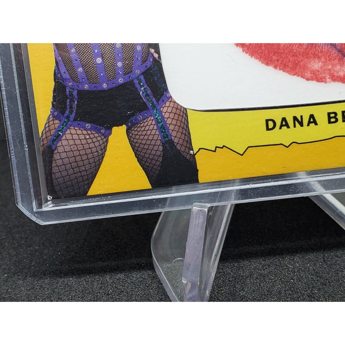 2017 Dana Brooke Kiss Card WWE Topps Heritage Gold /10