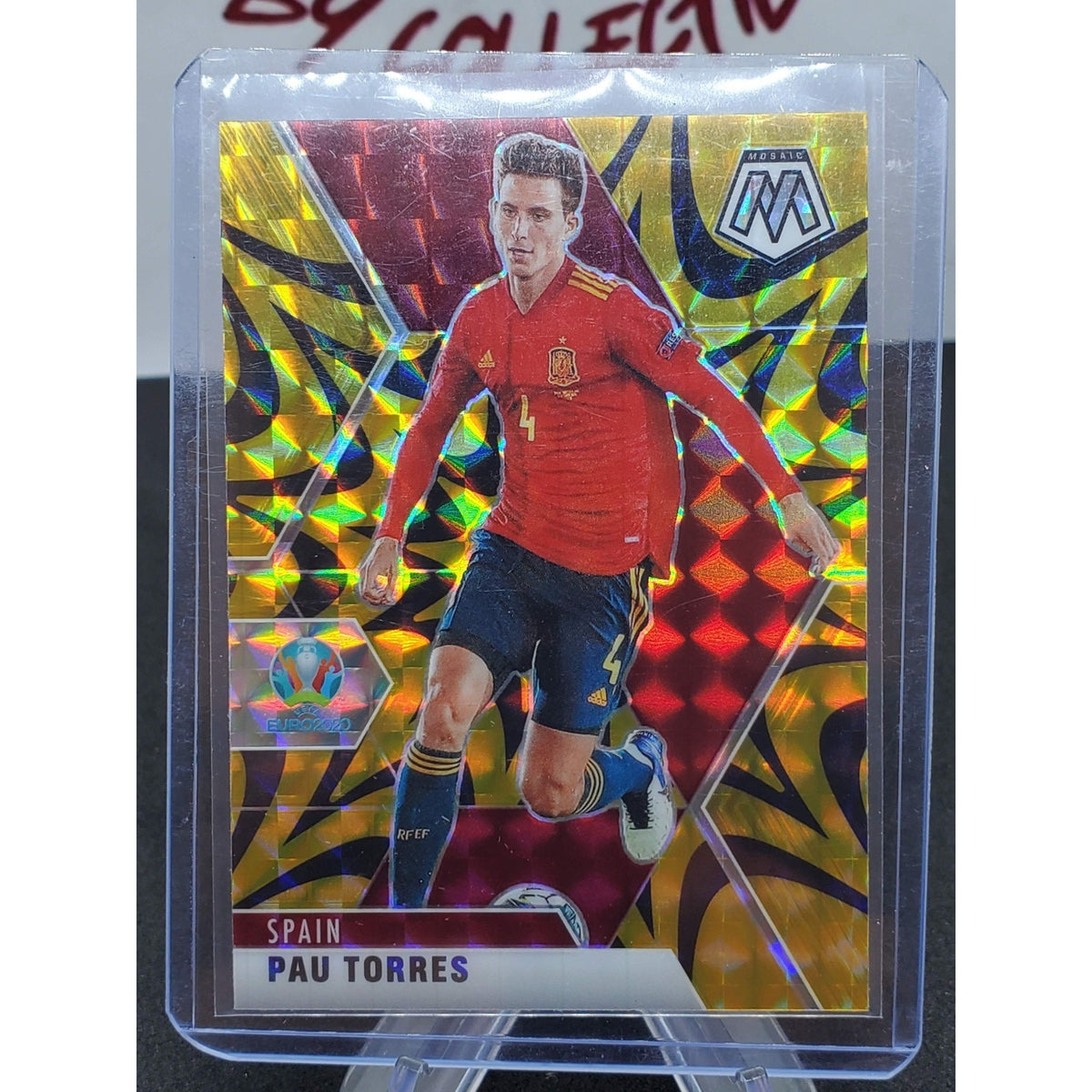 2021 Panini Mosaic UEFA Euro 2020 Pau Torres Spain Mosaic Gold Reactive #163