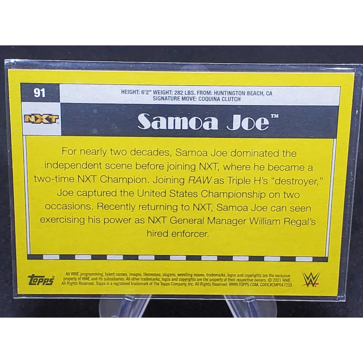 2021 WWE Topps Heritage Green Numbered /99 #91 Samoa Joe Wrestling Card