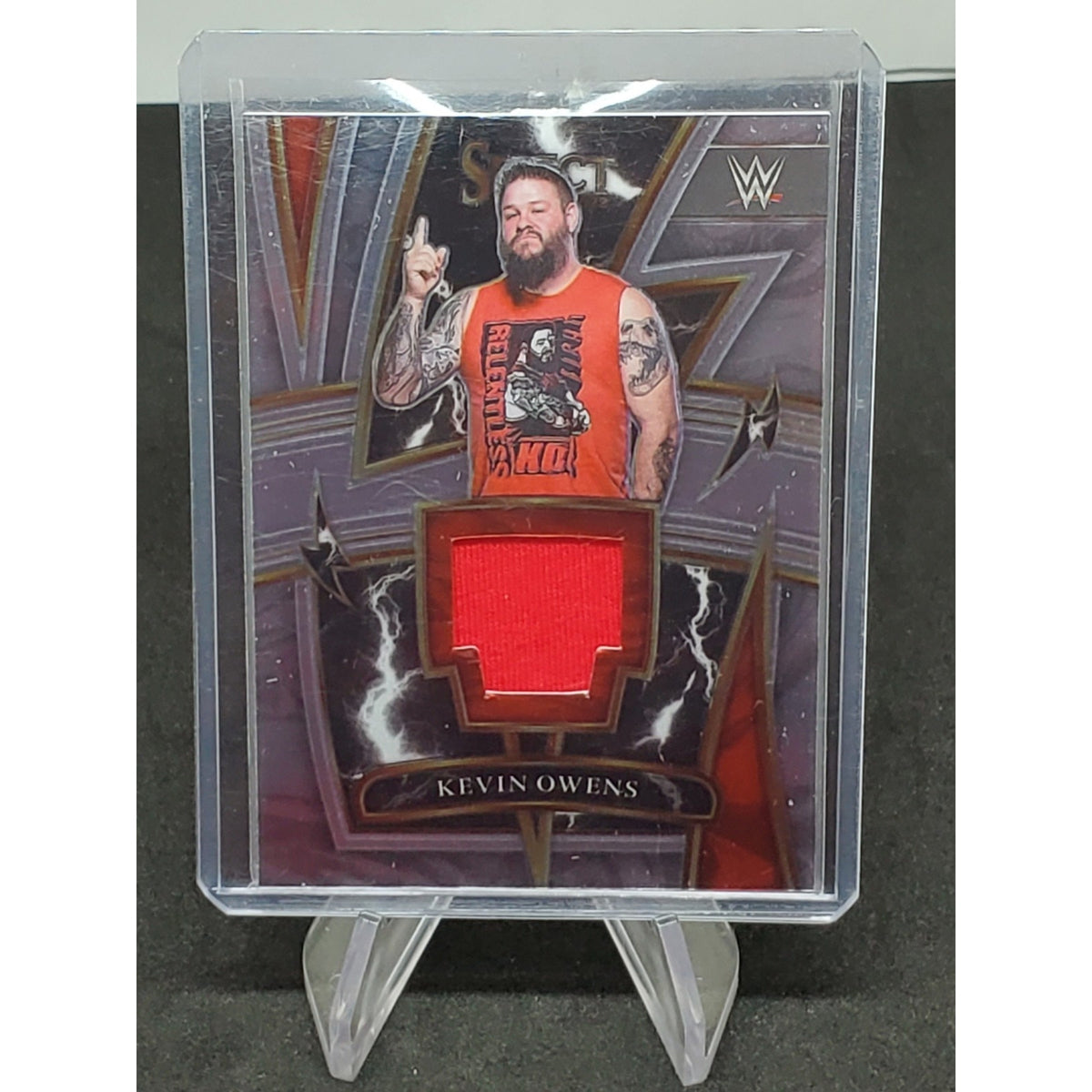 2022 Select Sparks Swatch Shirt Relic #SP-KOW Kevin Owens Wrestling Card