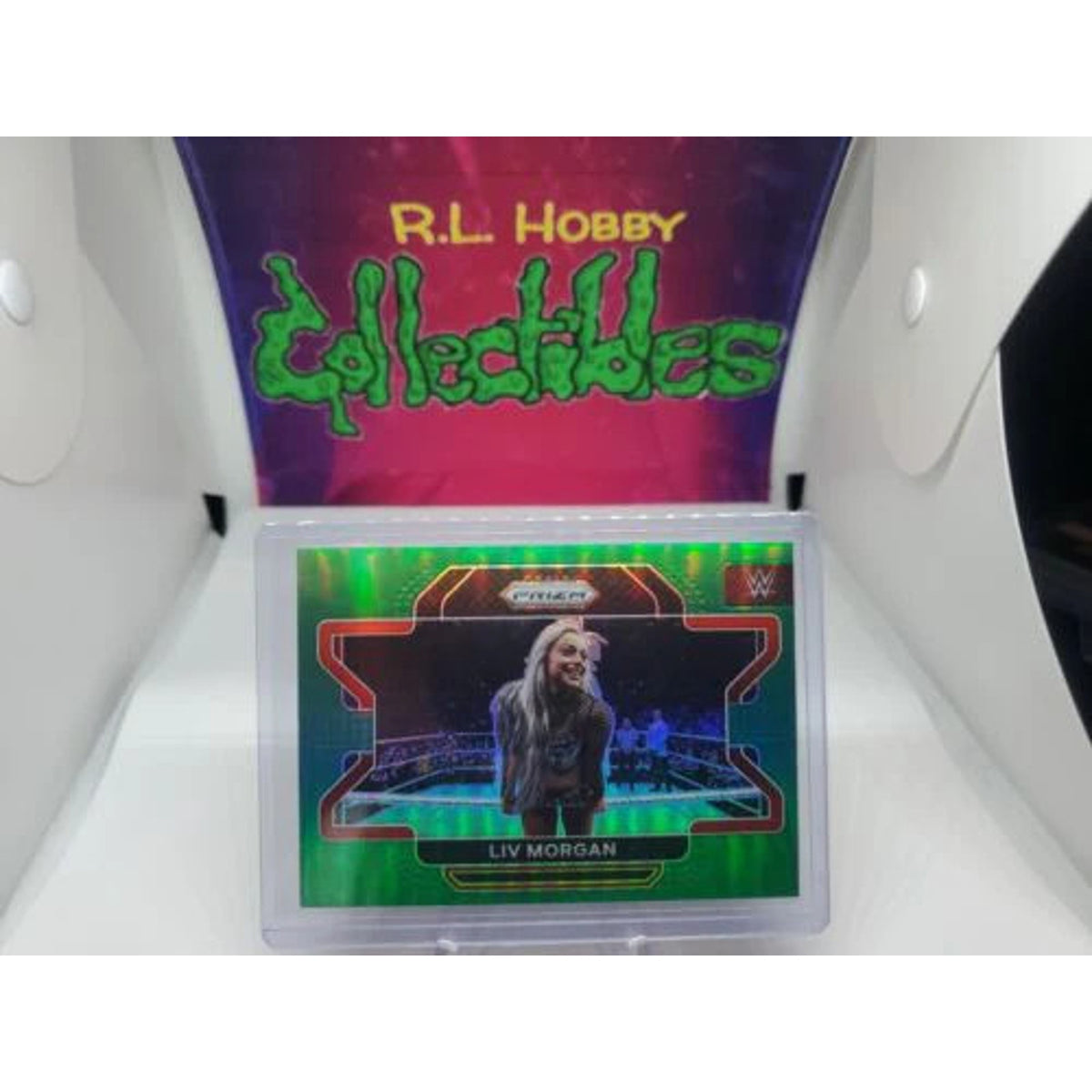 2022 PRIZM WWE LIV MORGAN 1ST PRIZM CARD #46 GREEN PARALLEL Fresh Pull