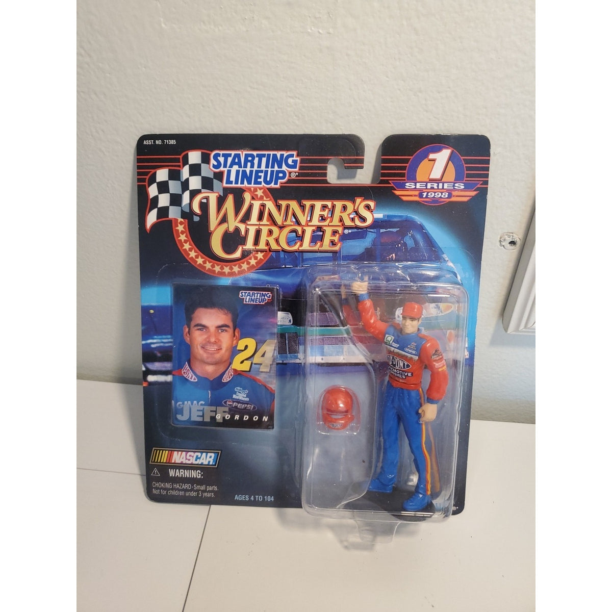 1998 Starting Lineup Winners Circle Jeff Gordon Action Figure and card, boxed