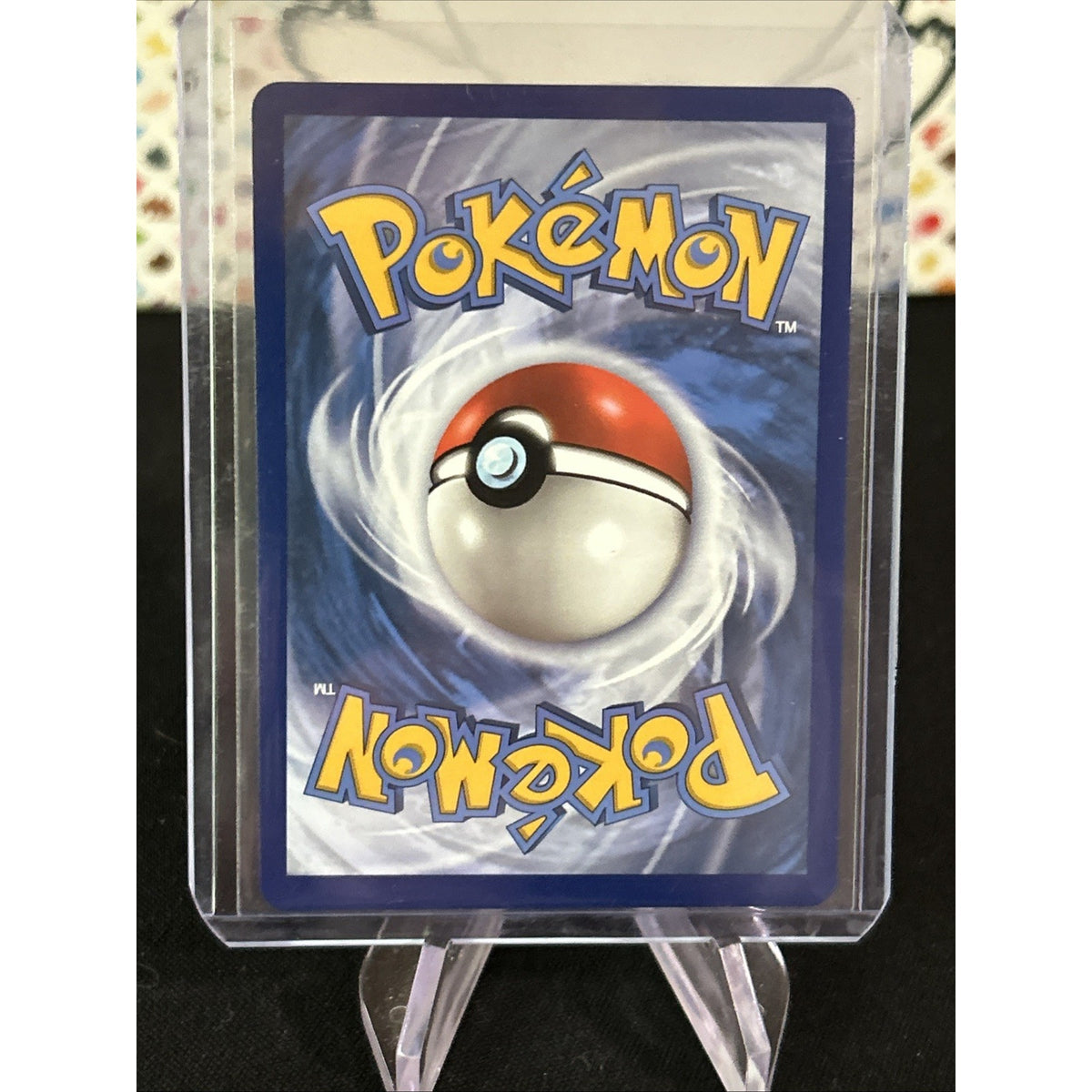 Lucario V 146/264 Swsh08: Fusion Strike Holo L001 - Top Loaded - Pack Fresh New