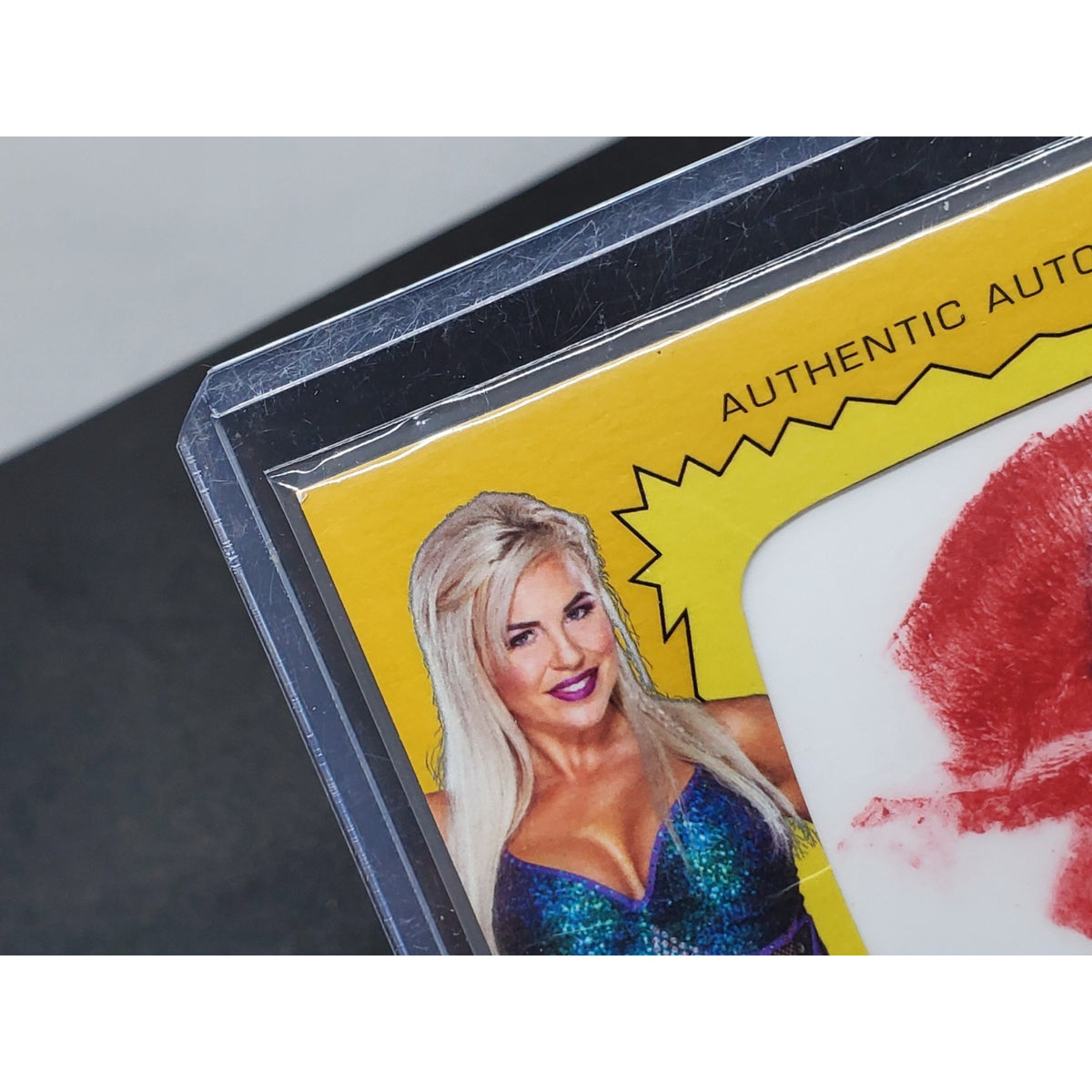 2017 Dana Brooke Kiss Card WWE Topps Heritage Gold /10