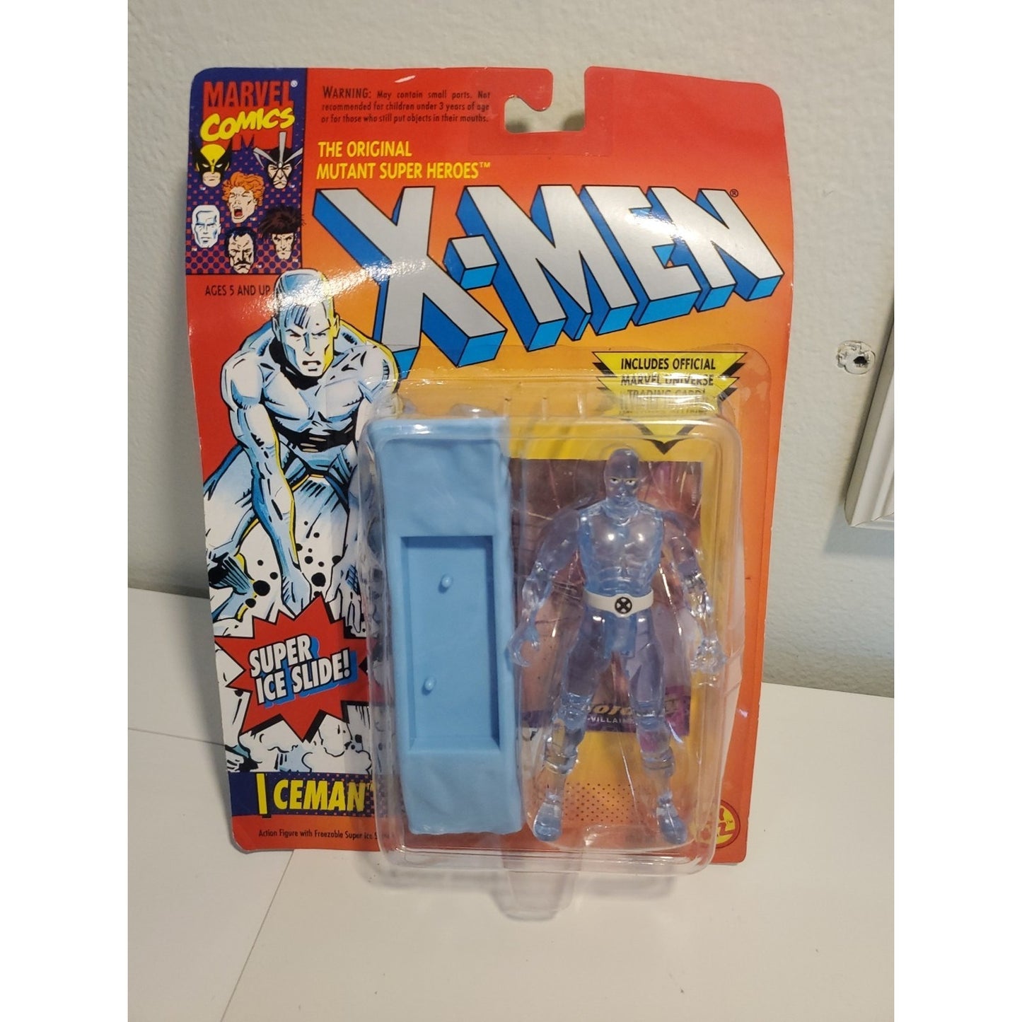 Vintage 1993 Toy Biz Marvel X-Men ICEMAN with Ice Slide 5" Action Figure